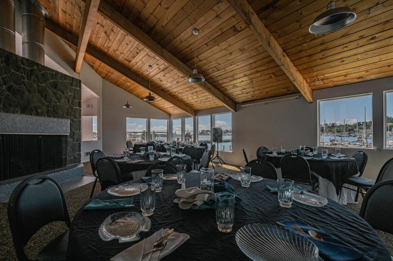 Embarcadero Resort ニューポート エクステリア 写真