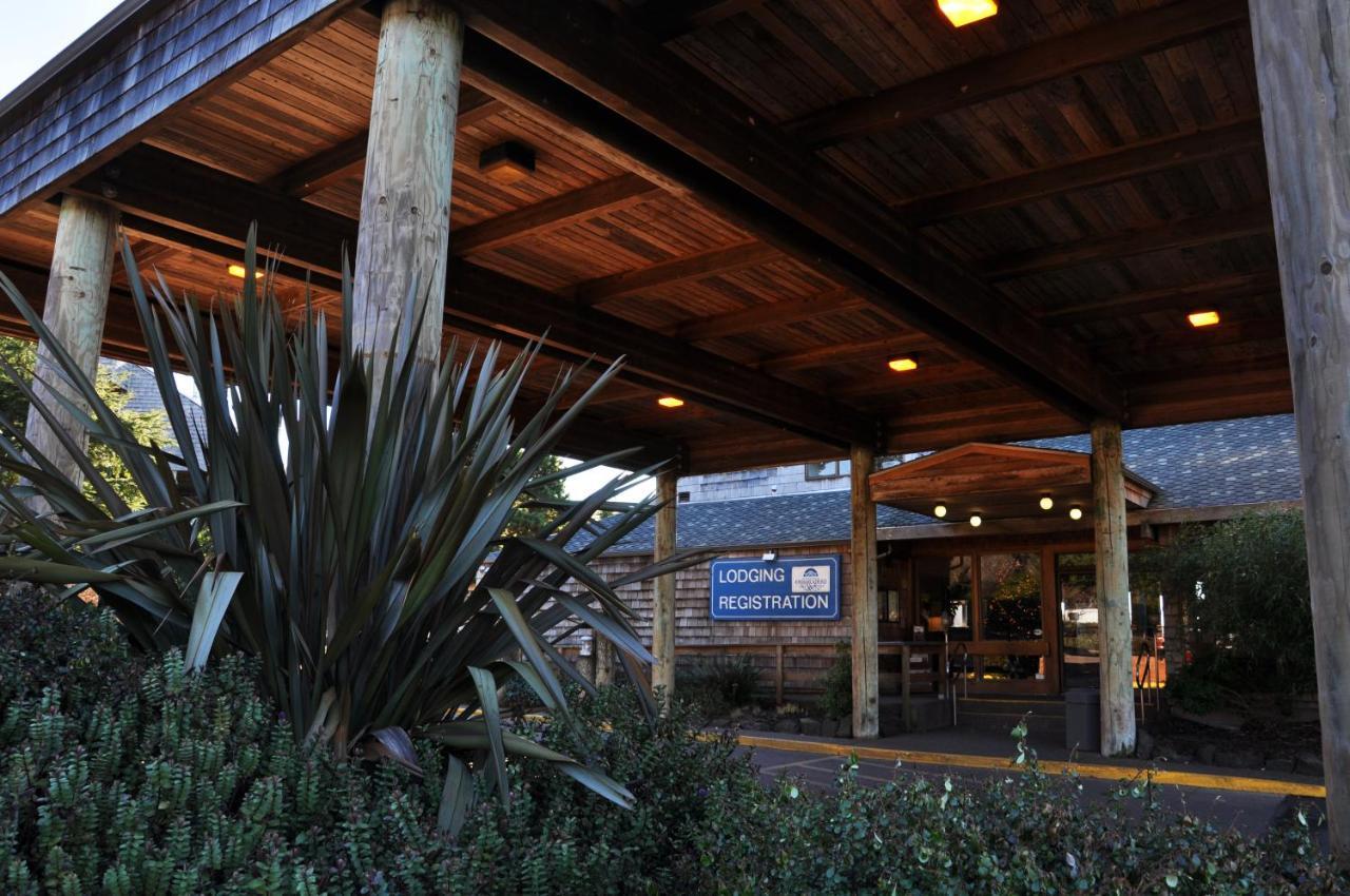 Embarcadero Resort ニューポート エクステリア 写真