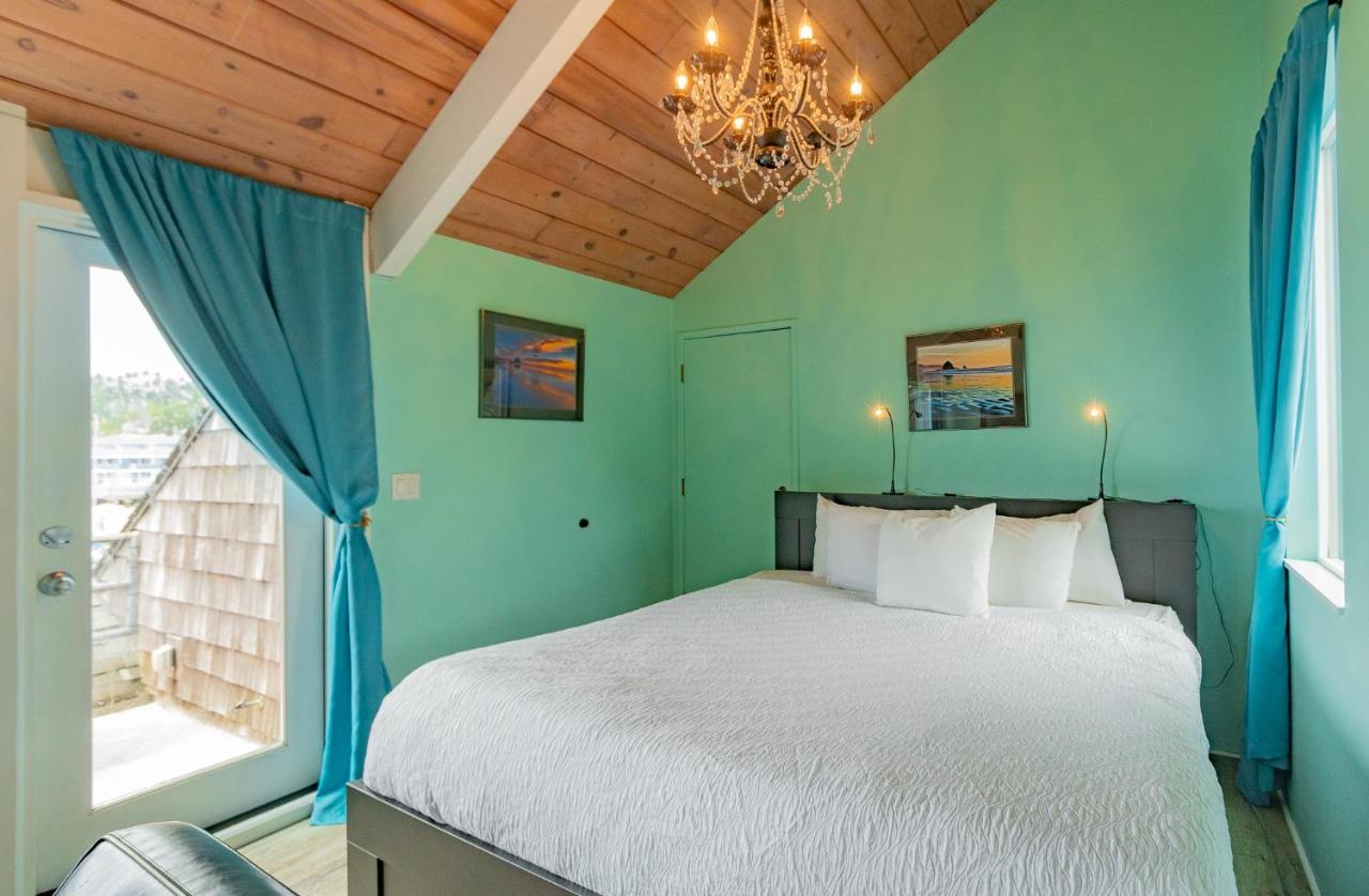 Embarcadero Resort ニューポート エクステリア 写真