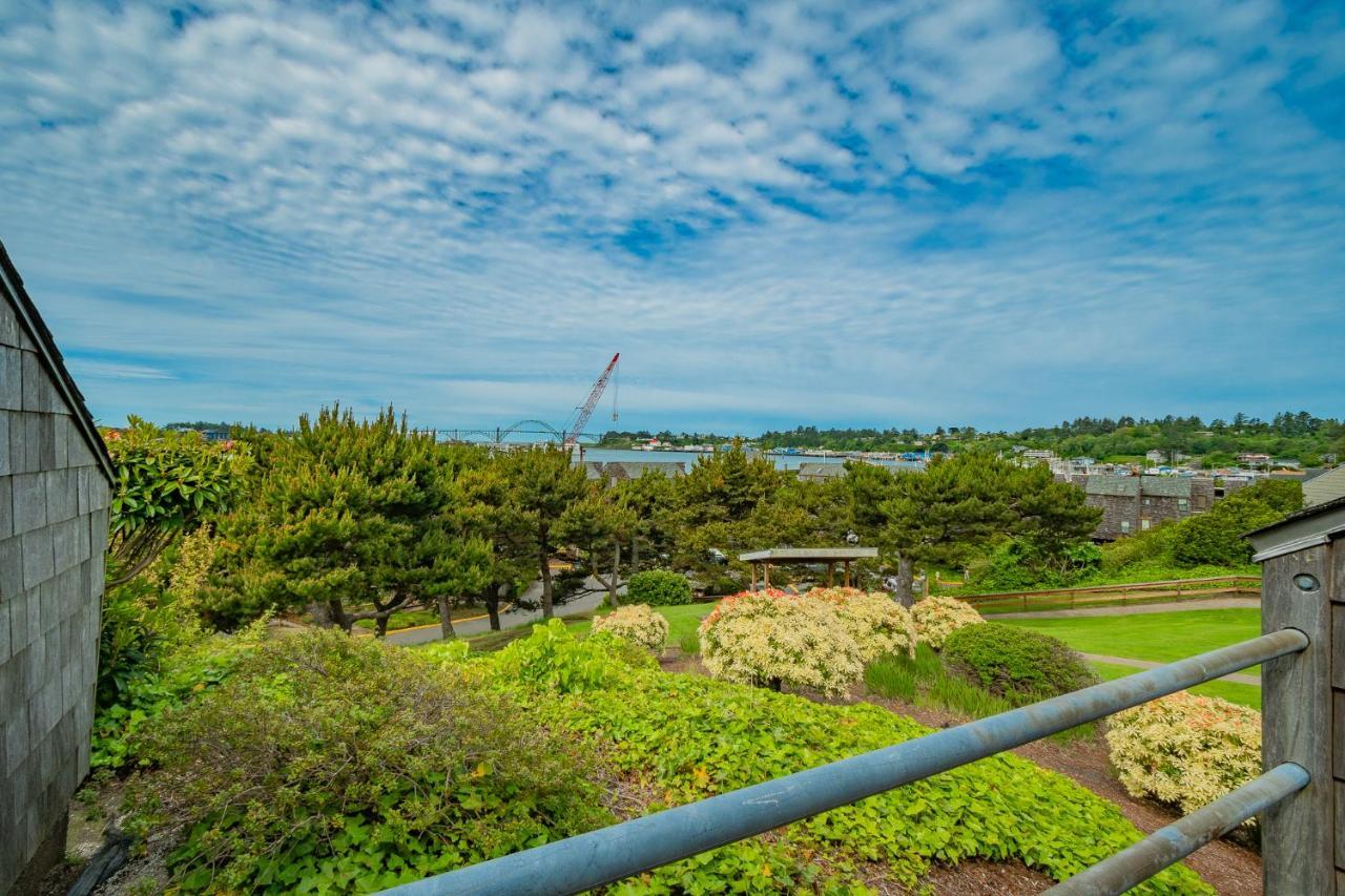 Embarcadero Resort ニューポート エクステリア 写真