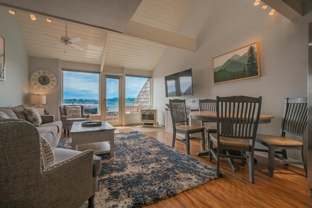 Embarcadero Resort ニューポート エクステリア 写真