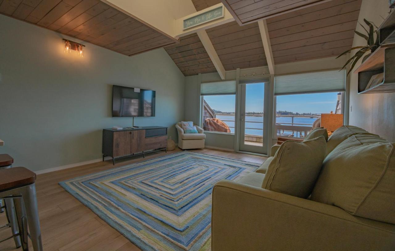Embarcadero Resort ニューポート エクステリア 写真