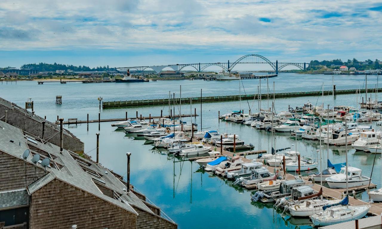 Embarcadero Resort ニューポート エクステリア 写真
