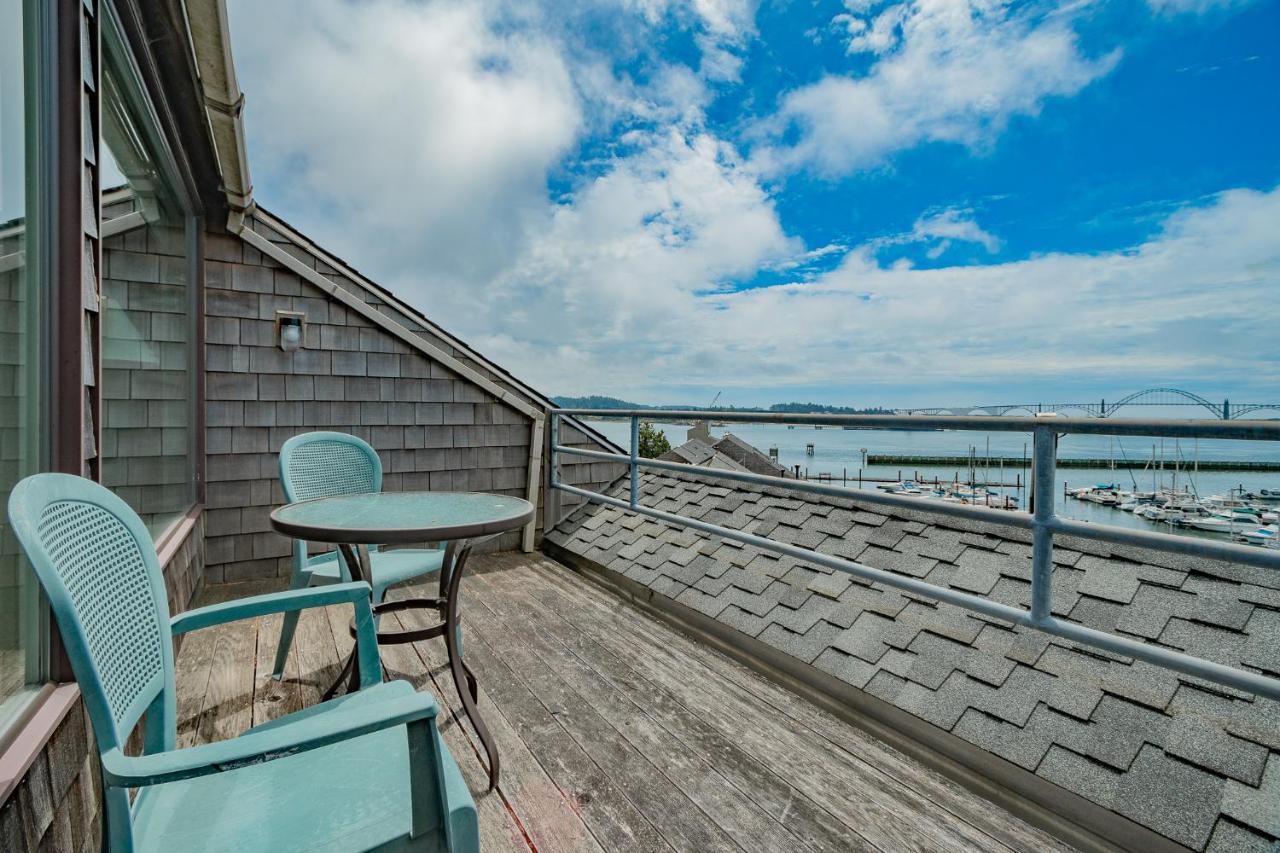 Embarcadero Resort ニューポート エクステリア 写真