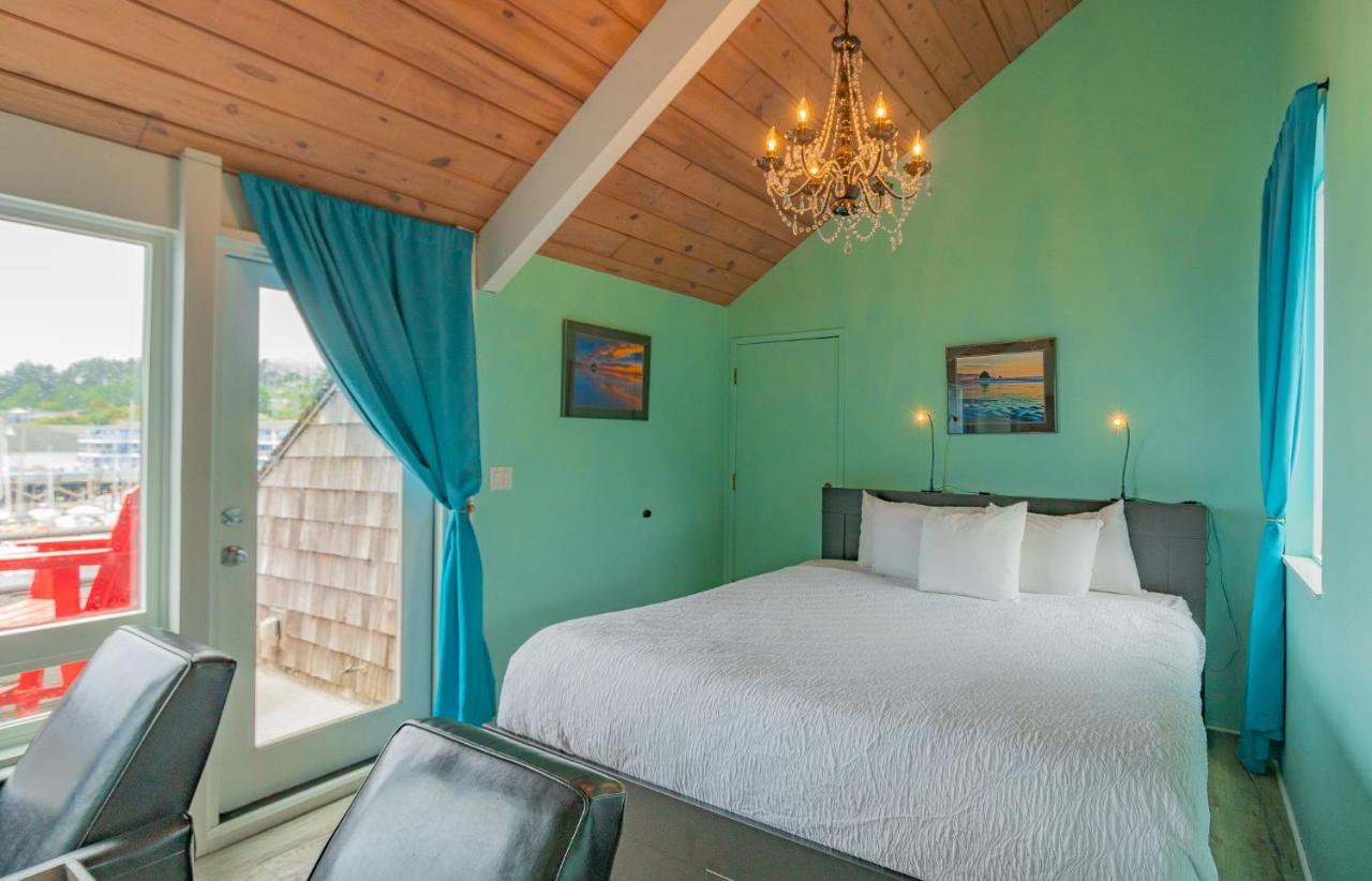 Embarcadero Resort ニューポート エクステリア 写真