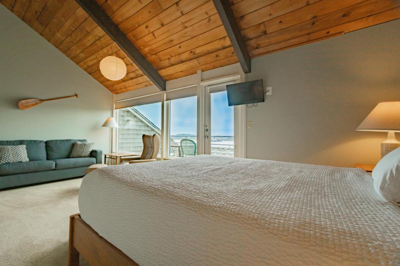 Embarcadero Resort ニューポート エクステリア 写真